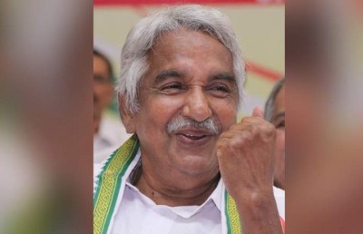 Oommen  Chandy in Chennai for talks with Stalin ahead of  Assembly polls Kerala
