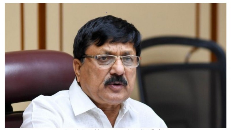 हिजाब विवाद पर कर्नाटक के प्रधानमंत्री ने कहा की राज्य में अब स्थिति शांतिपूर्ण है