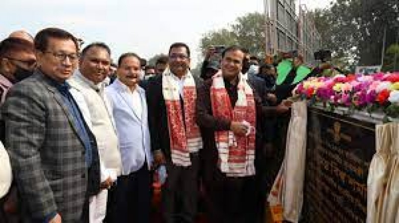 असम के मुख्यमंत्री हिमंत बिस्वा सरमा ने नागांव में 'अमृत कानन' का उद्घाटन किया