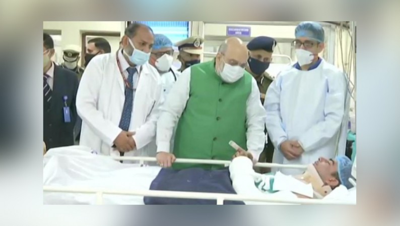 Republic Day violence, Amit Shah visits hospitals to enquire about health of police