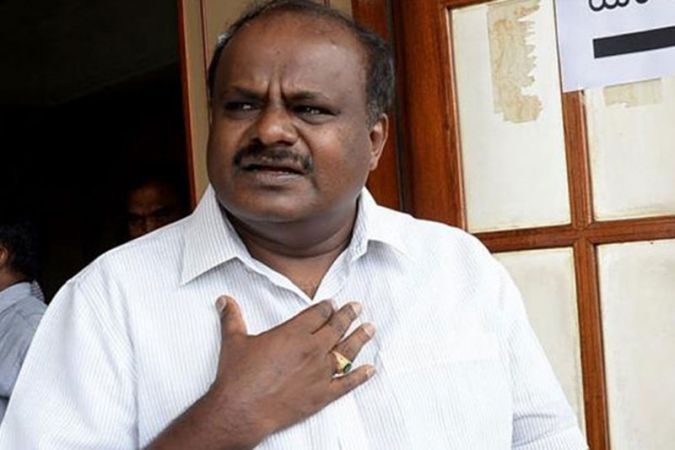 Kumaraswamy calls Karnataka IT raid as ‘Revenge Politics’