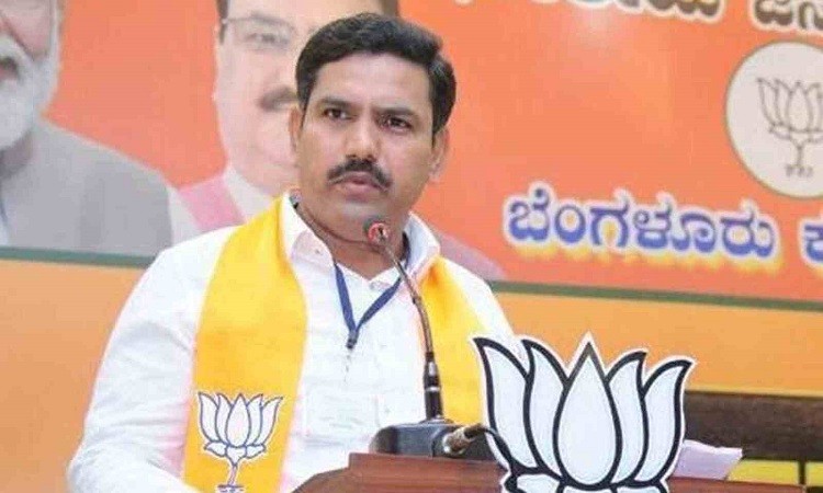 कर्नाटक एमएलसी चुनाव के लिए बीजेपी ने येदियुरप्पा के बेटे को टिकट देने से इनकार किया