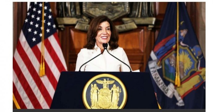 न्यूयोर्क के राज्यपाल ने कार्यकारी आदेश पर हस्ताक्षर किए
