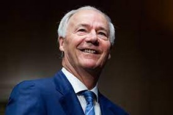 Asa Hutchinson announces the GOP's 2024 bid and implores Trump to withdraw.