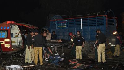 Lahore Suicide attackers are killed in a shootout