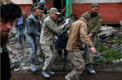 8 people are killed by a Russian strike in eastern Ukraine including a toddler