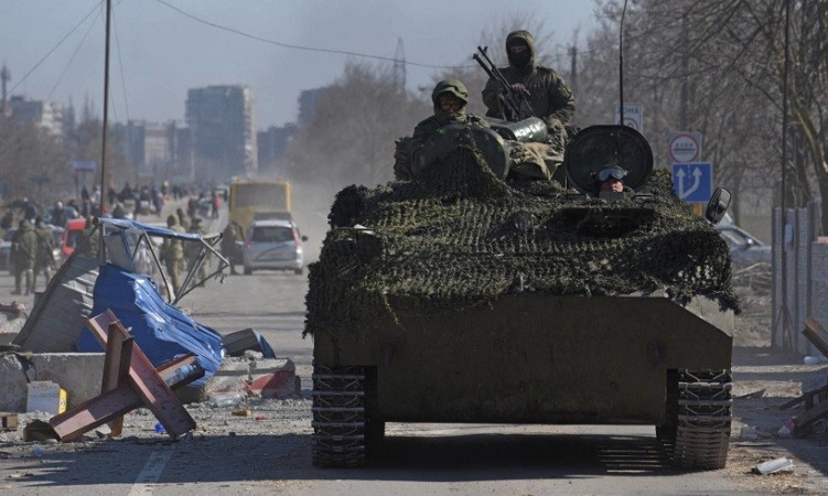 Russian troops to prohibit mobility in Mariupol for 'infiltration' operation,
