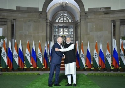 तेल संकट: भारत ने रूस  से और  तेल खरीदने पर जताई सहमति