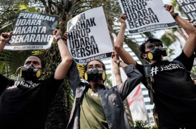 As air pollution suffocates Jakarta, Indonesian protesters call for action