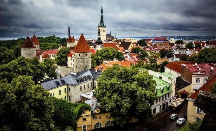 Estonia tightens entry restrictions for Russian nationals