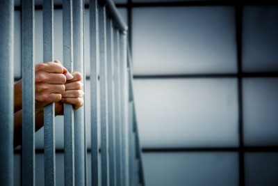UP की जेल में बवाल, 3 कैदी घायल