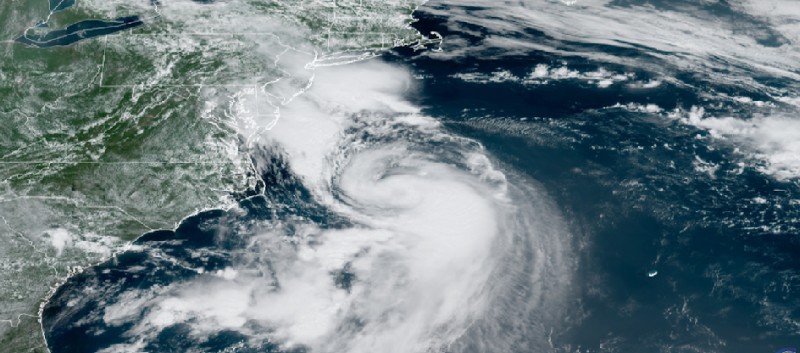 Hurricane Henri on track to hit Northeast; Cuomo declares state of ...