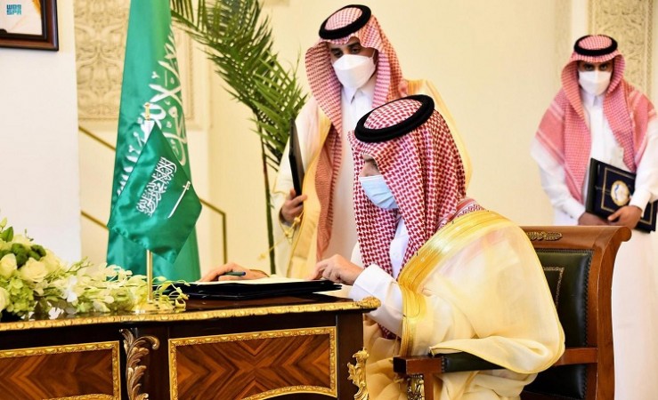 Kuwait, Saudi Arabia pledge to strengthen ties, cooperation