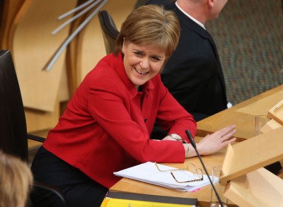 स्कॉटलैंड के पहले मंत्री ने लोगों से माफी मांगी, जानिए क्यों ?