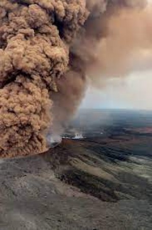 Volcano smoke disrupts flights in Colombian capital