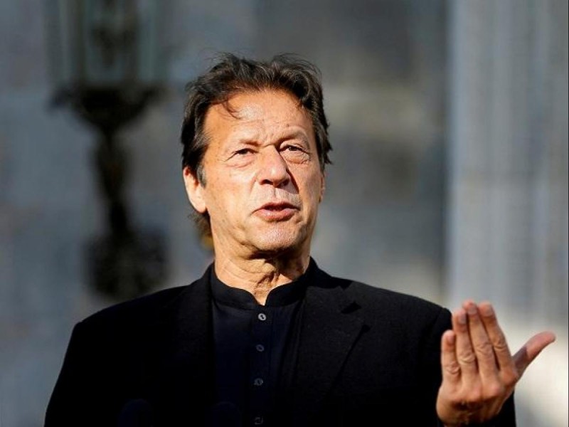 Pakistan likes to act as a bridge between US and China: Imran Khan
