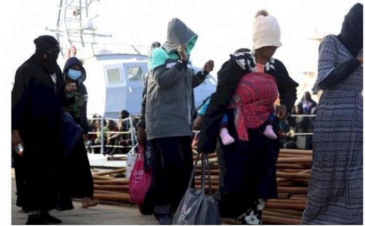 साइप्रस, यूरोपीय आयोग ने अवैध प्रवासियों पर समझौता ज्ञापन पर हस्ताक्षर किए