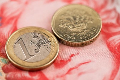 स्टर्लिंग ने यूरो के खिलाफ पार किया सात सप्ताह का स्तर