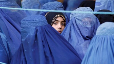 लड़कियों के लिए स्कूल खोलना हमारी जिम्मेदारी है दुनिया की नहीं : तालिबान