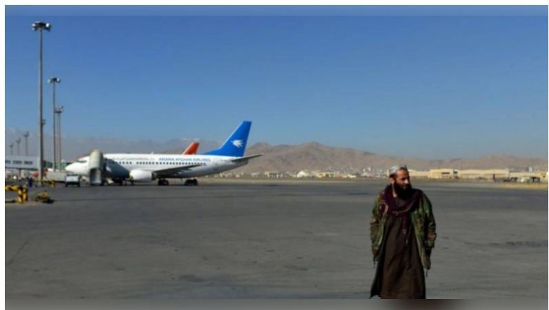 अफगान हवाईअड्डों के लिए कतर और तुर्की के साथ बातचीत जारी