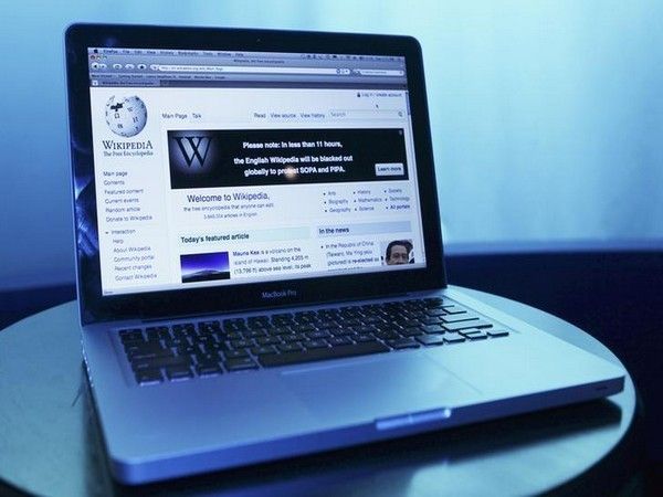 Italian Wikipedia becomes non operational due to proposed EU copyright law