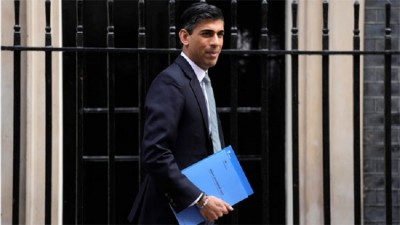 Former Chancellor  Rishi Sunak wins first round of Tory leadership vote
