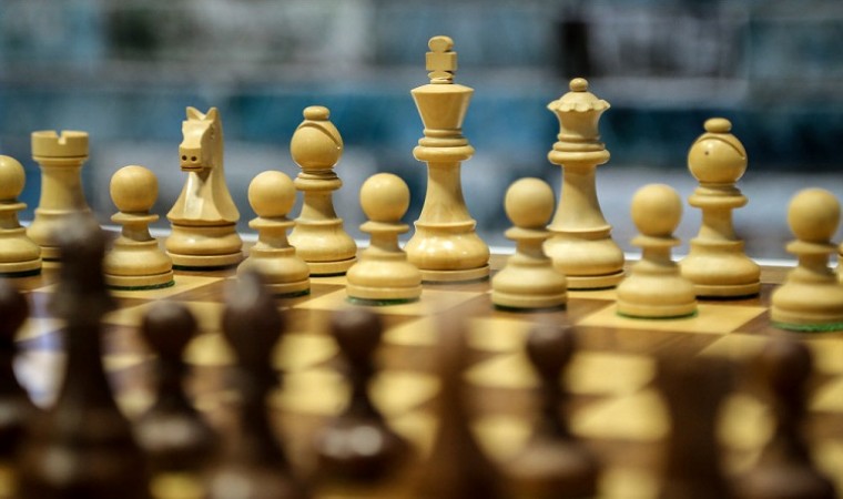 शारजाह मास्टर्स शतरंज में  गुकेश और अर्जुन समेत आठ खिलाड़ी ख़िताबी दौड़ में हुए शामिल