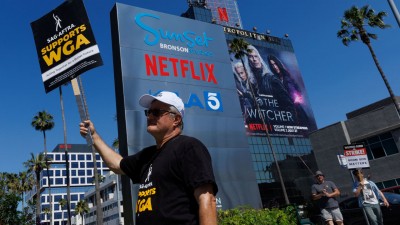 Netflix to move on with AI Technicality Roles averse to Hollywood Strike