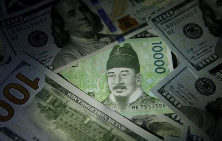 कोरियाई मुद्रा 13 साल के निचले स्तर पर
