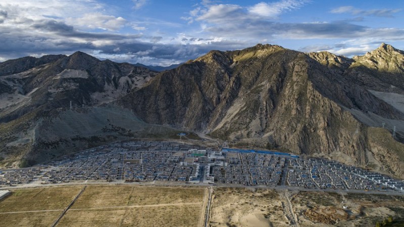 Over 17000 to be relocated in Tibet for better life ecological conservation