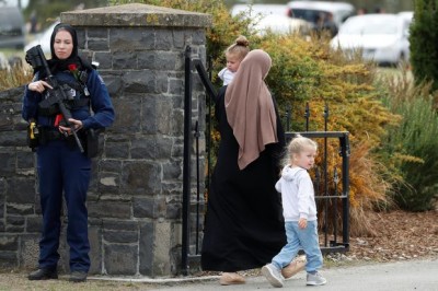 न्यूजीलैंड ने क्राइस्टचर्च मस्जिद हमलों में मारे गए लोगों के लिए श्रद्धांजलि सभा का किया आयोजन