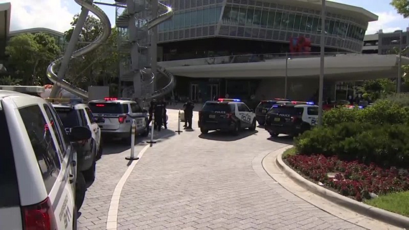 A fight between two groups lead to gunfire at  South Florida shopping mall