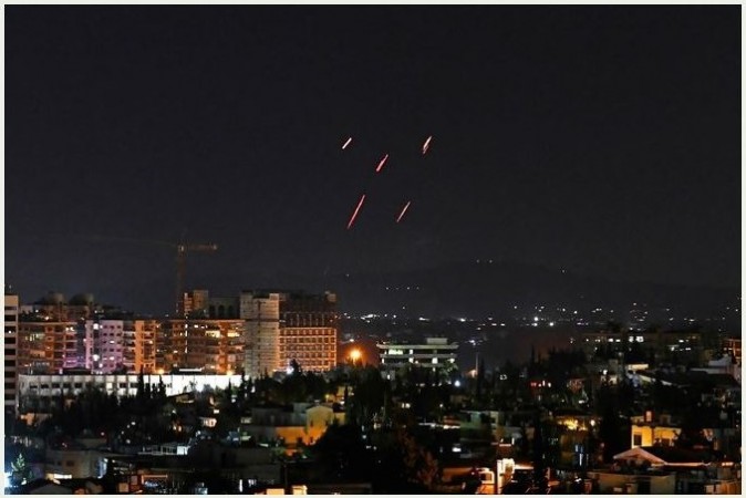 सीरिया में इजरायली मिसाइल हमले में पांच लोगों की मौत