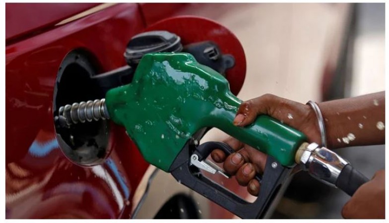 Pakistan govt considers withdrawing subsidy on petroleum products