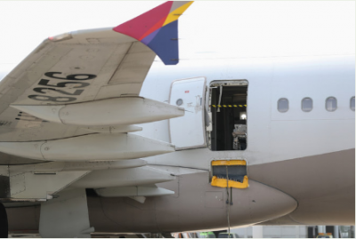 A man who opened an Asiana plane's door while it was in the air claims he was 