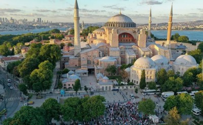 Hagia Sophia: From Byzantine Church to Ottoman Mosque