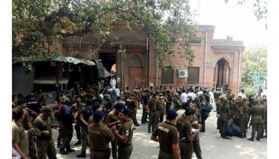 टीएलपी के विरोध के बाद पंजाब सरकार ने 30 पुलिस अधिकारियों का किया तबादला