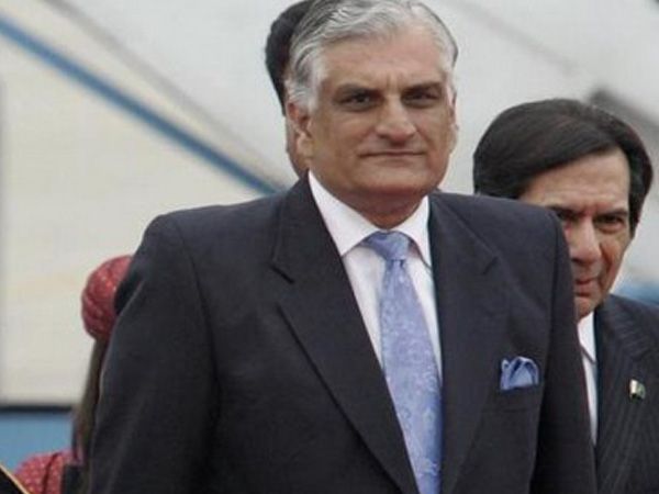 Pak Law Minister Zahid Hamid resigned over Faizabad mess
