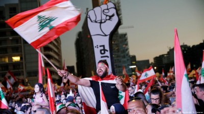 बीते कई सैलून से बढ़ रहा है अरब में इस बात का विरोध प्रदर्शन
