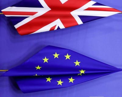 ब्रिटेन ने उत्तरी आयरलैंड पर यूरोपीय संघ के साथ 'गहन चर्चा' का दिया सुझाव