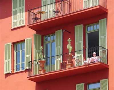 Love Spending Time In Your Balcony? Give It A Makeover With THESE Easy Tips