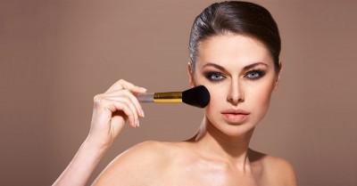 Avoid These Makeup Mistakes to Prevent Premature Aging