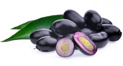 Blackberry/Jamun is not only healthy but beneficial for skin too