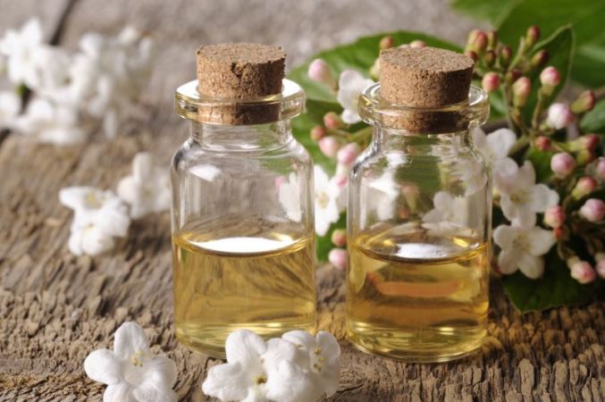 Know how to make your own body massage oil