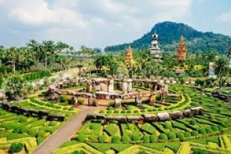 Famous Botanical Gardens of the country, where the beauty will make the heart happy