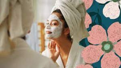 Never make these 5 mistakes after bathing, old age will start appearing on your face!