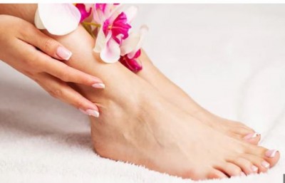 There will be no need to go to the parlor to get manicure and pedicure done, just follow these 5 steps, then see the glow