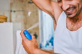 Apply deodorant at night, not in the morning: Dermatologist's shocking revelation to remove sweat and odor