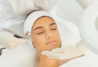 What is oxygen facial? How beneficial for the skin