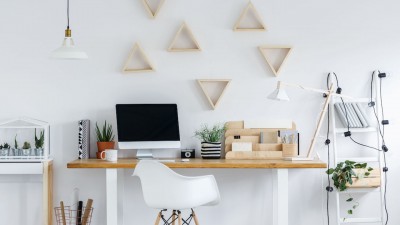 4 ways to spruce up your office desk at home